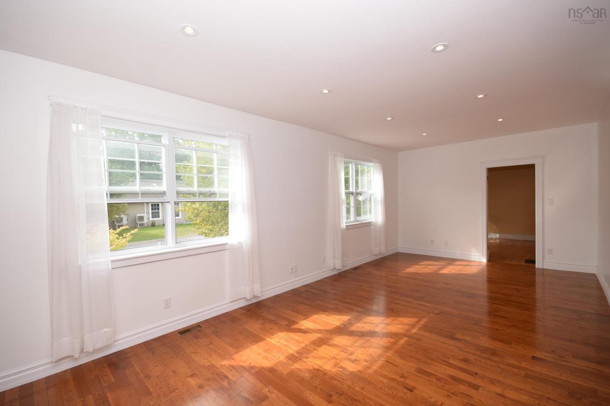 391 ROBIE Street, Truro, (MLS® 202222608) RE/MAX nova