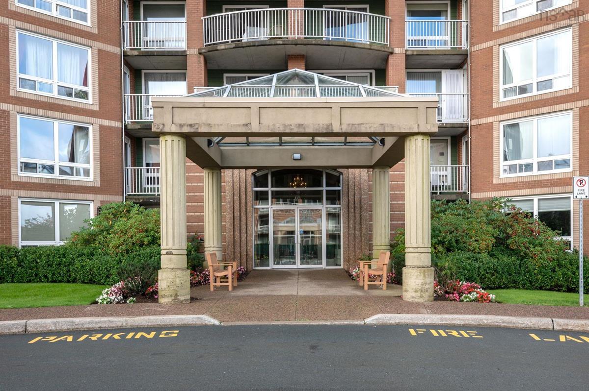 607 40 Regency Park Drive, Halifax, (MLS® 202223298) RE/MAX nova