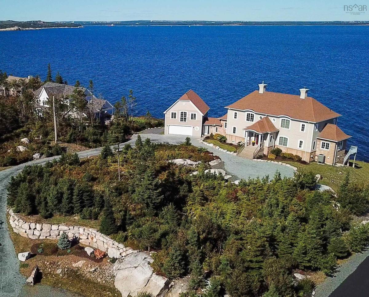 73 Kestrel Court, Halibut Bay, (MLS® 202223316) RE/MAX nova