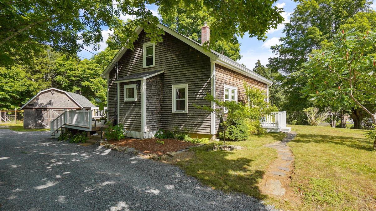 1992 Northwest Road, Blockhouse, (MLS® 202223380) RE/MAX nova
