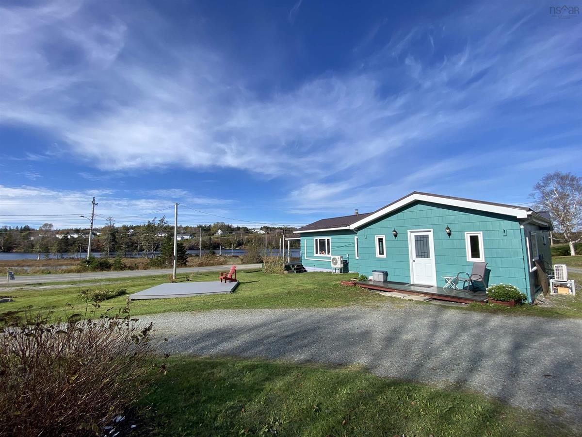 120 East River Road, Sheet Harbour, (MLS® 202223402) RE/MAX nova
