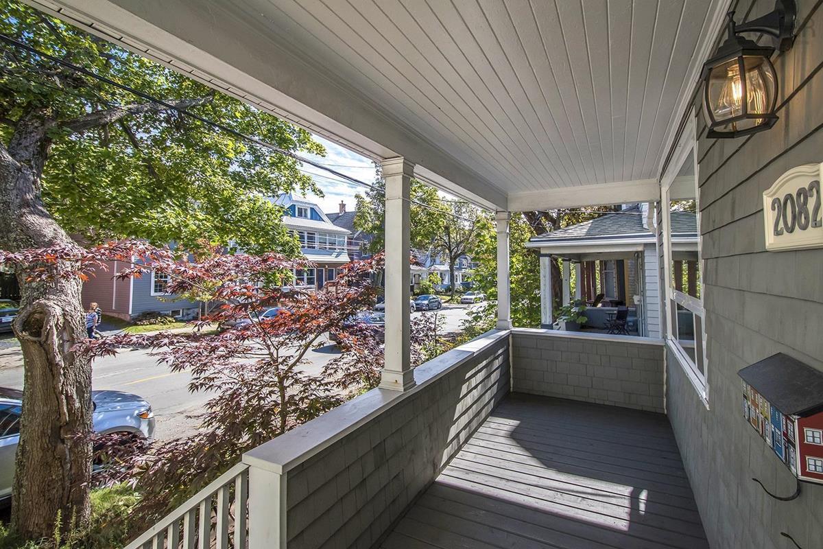 2082 Oxford Street, Halifax, (MLS® 202223505) RE/MAX nova