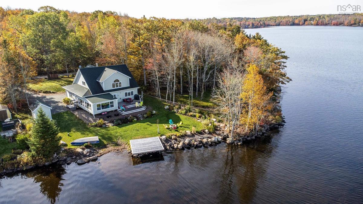 149 Meadow Lane, Murphy Lake, (MLS® 202224358) RE/MAX nova