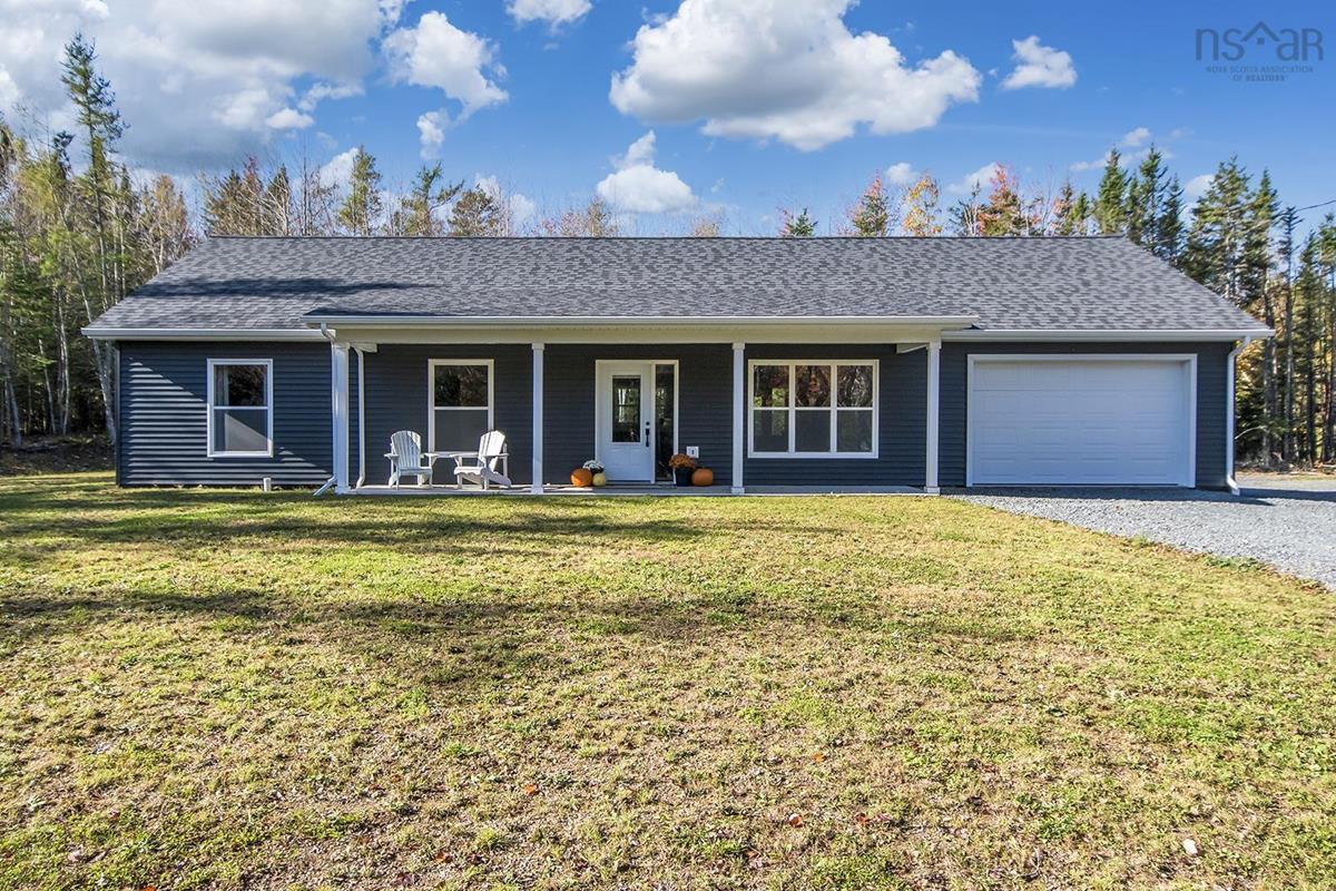 8 Pine Street, Belnan, (MLS® 202224385) RE/MAX nova