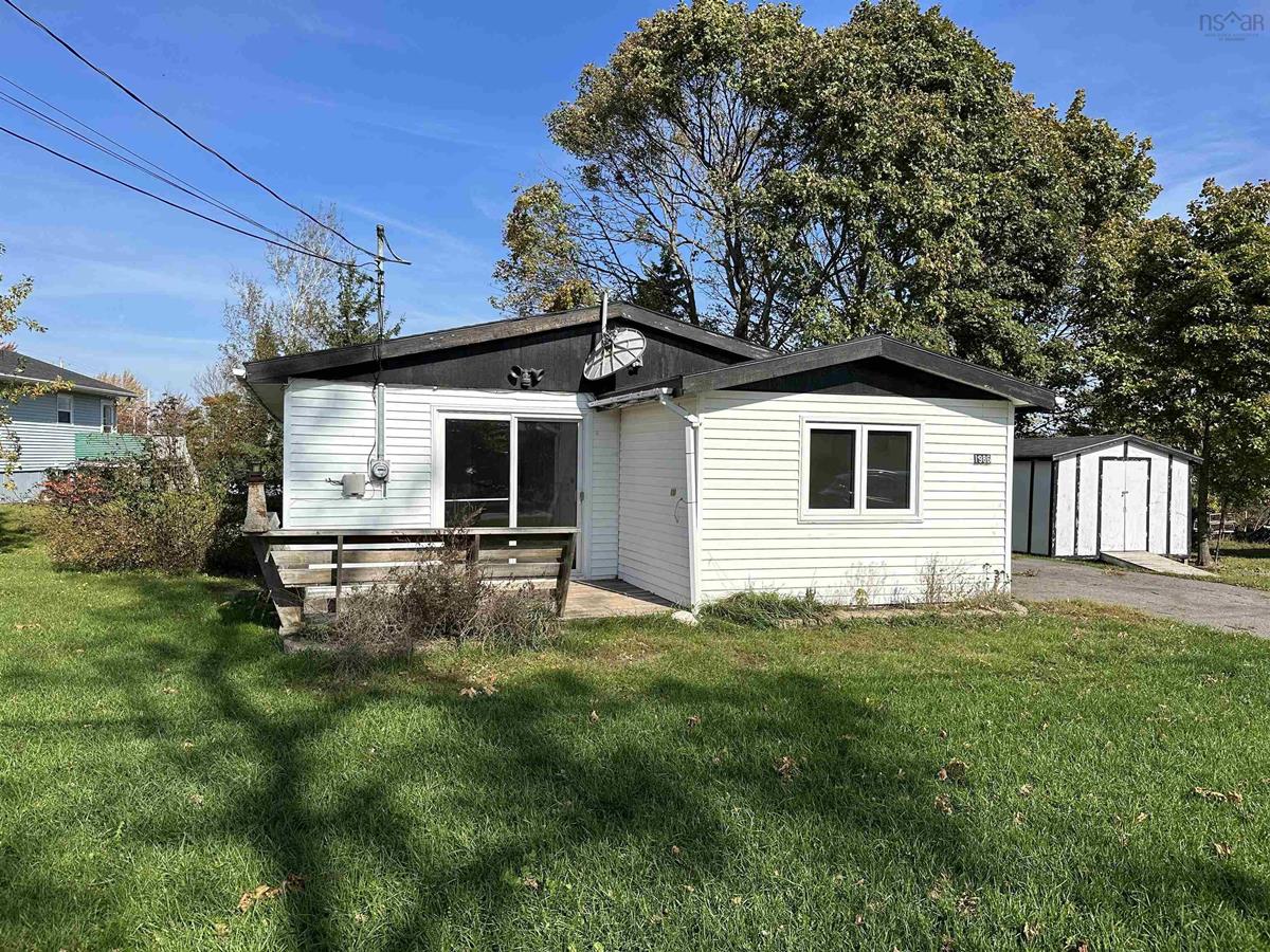 1986 West Street, Westville, (MLS® 202224510) RE/MAX nova