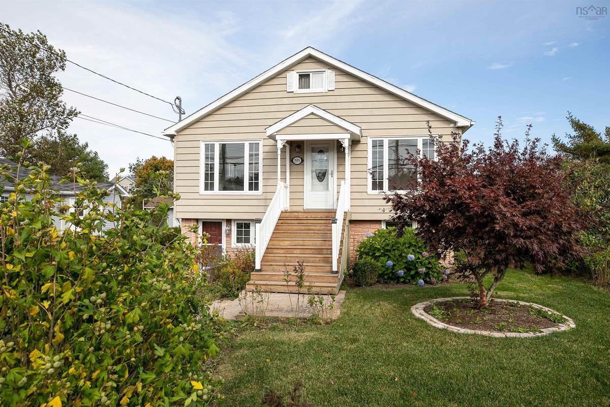 1595 St Margarets Bay Road, Lakeside, (MLS® 202224545) RE/MAX nova