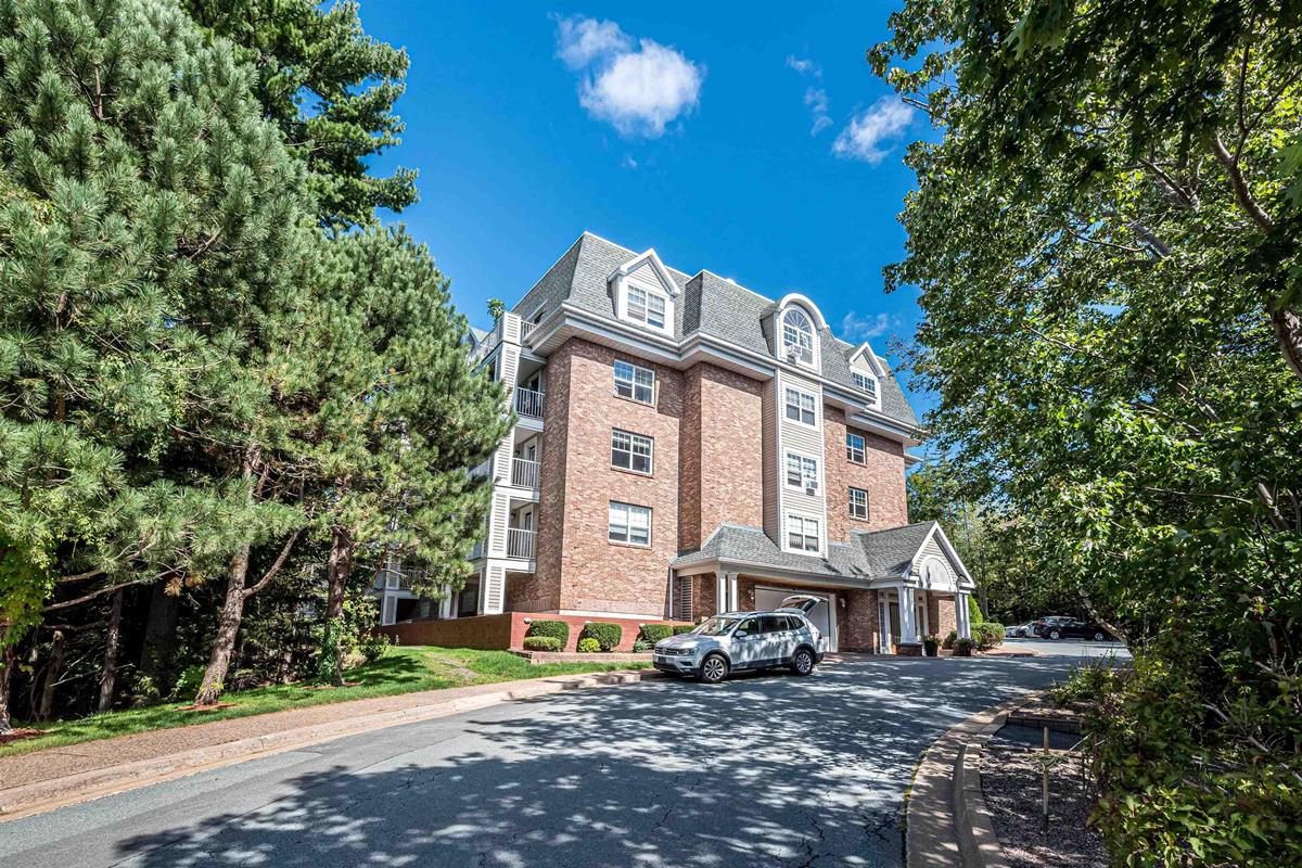 306 211 Hammonds Plains Road, Bedford, (MLS® 202224928) RE/MAX nova