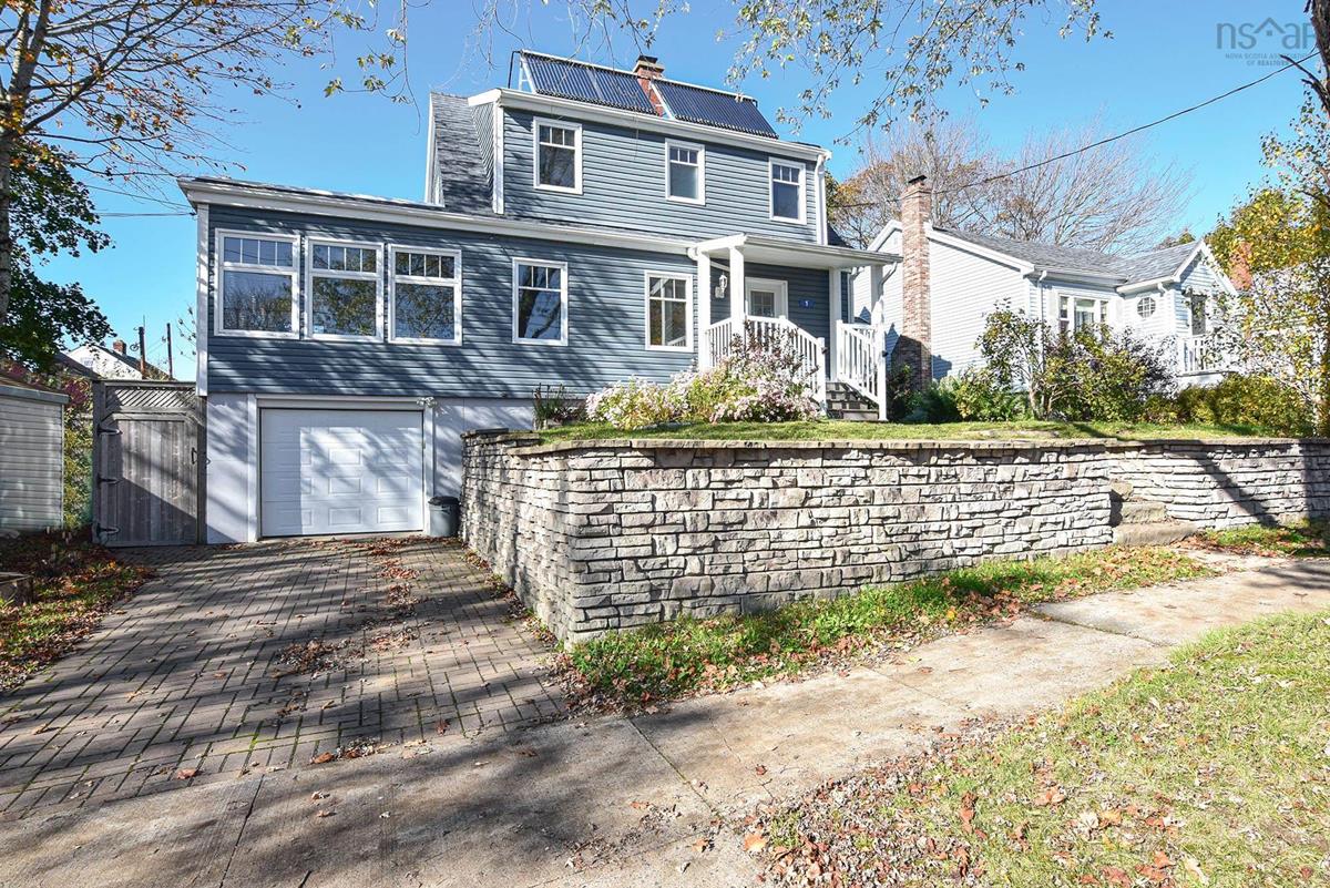 1 Brightwood Avenue, Dartmouth, (MLS® 202225178) RE/MAX nova