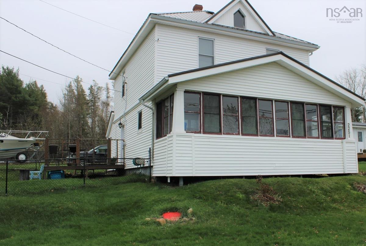 2251 queen Street, Westville, (MLS® 202225302) RE/MAX nova