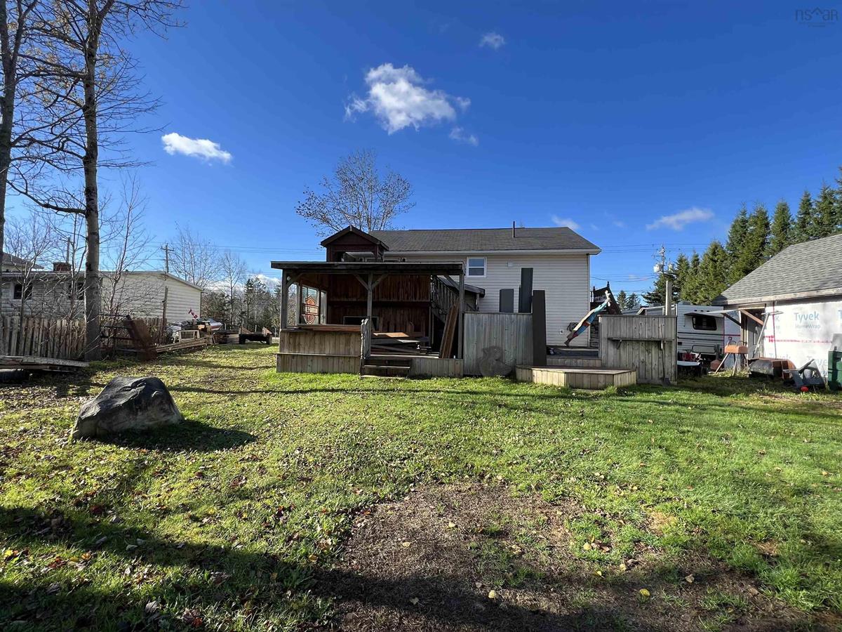 353 Highway 1, Mount Uniacke, (MLS® 202225606) RE/MAX nova