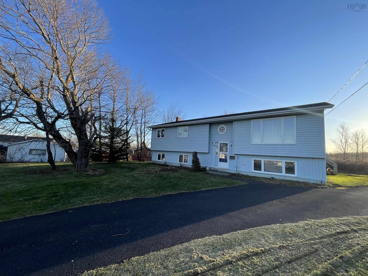 53 MacLennan Drive, Westmount, (MLS® 202227084) RE/MAX nova