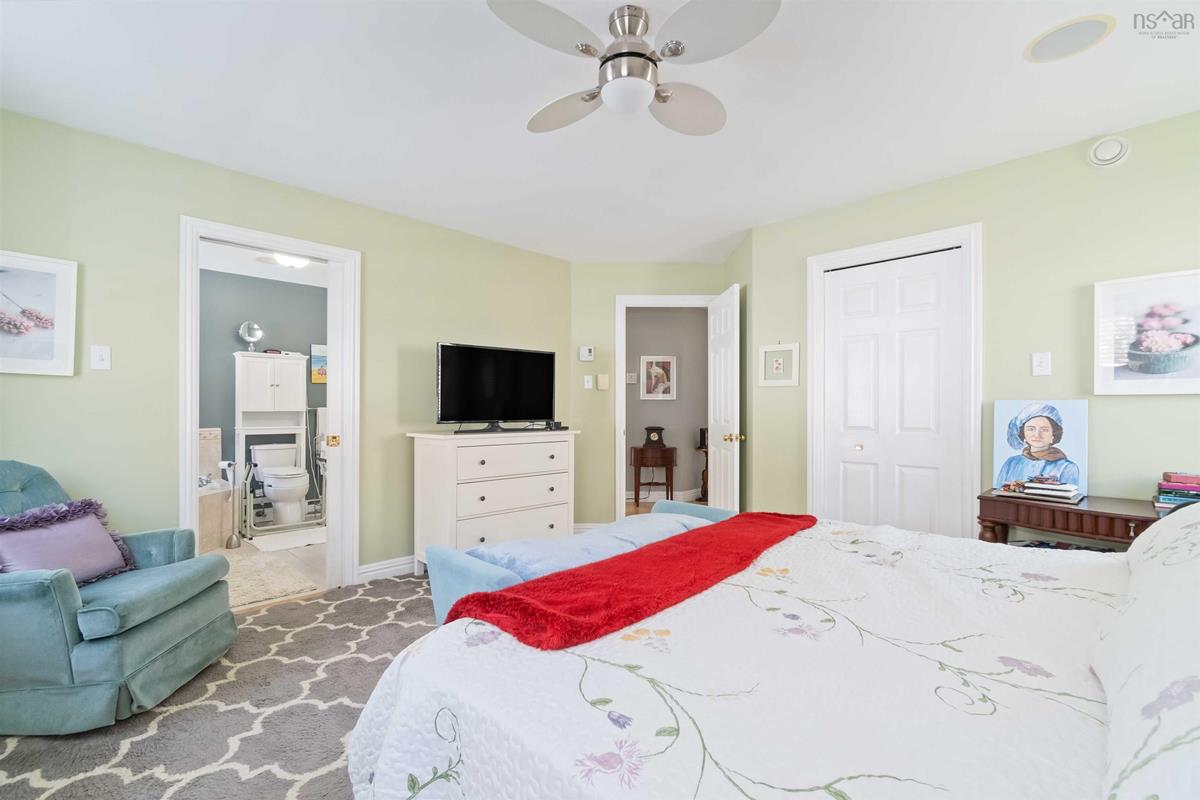 180 Portland Hills Drive, Dartmouth, (MLS® 202300388) RE/MAX nova