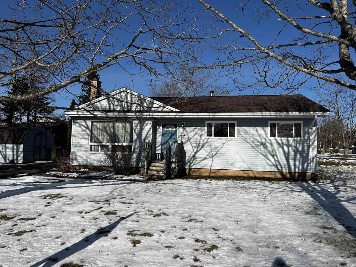 12 Stratmore Avenue, Middle Sackville, (MLS® 202301238) RE/MAX nova