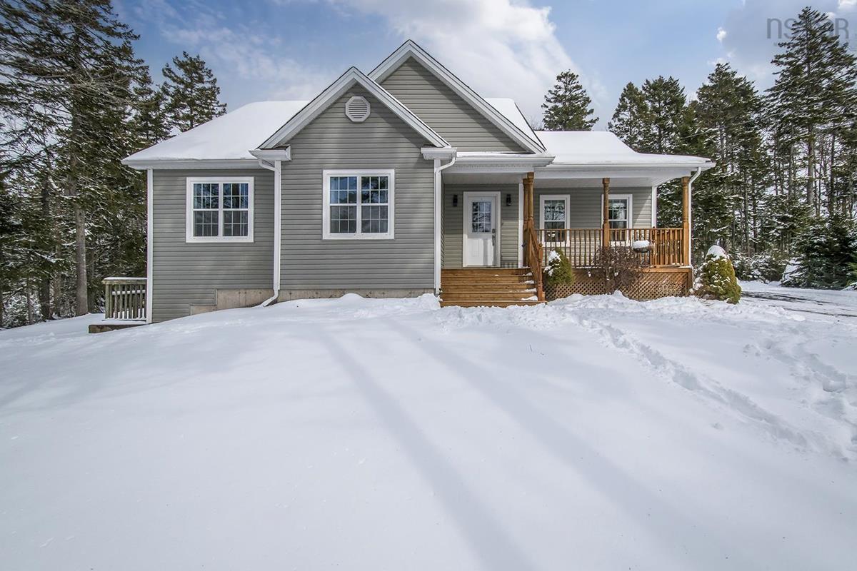 63 Grebe Avenue, Timberlea, (MLS® 202302571) RE/MAX nova