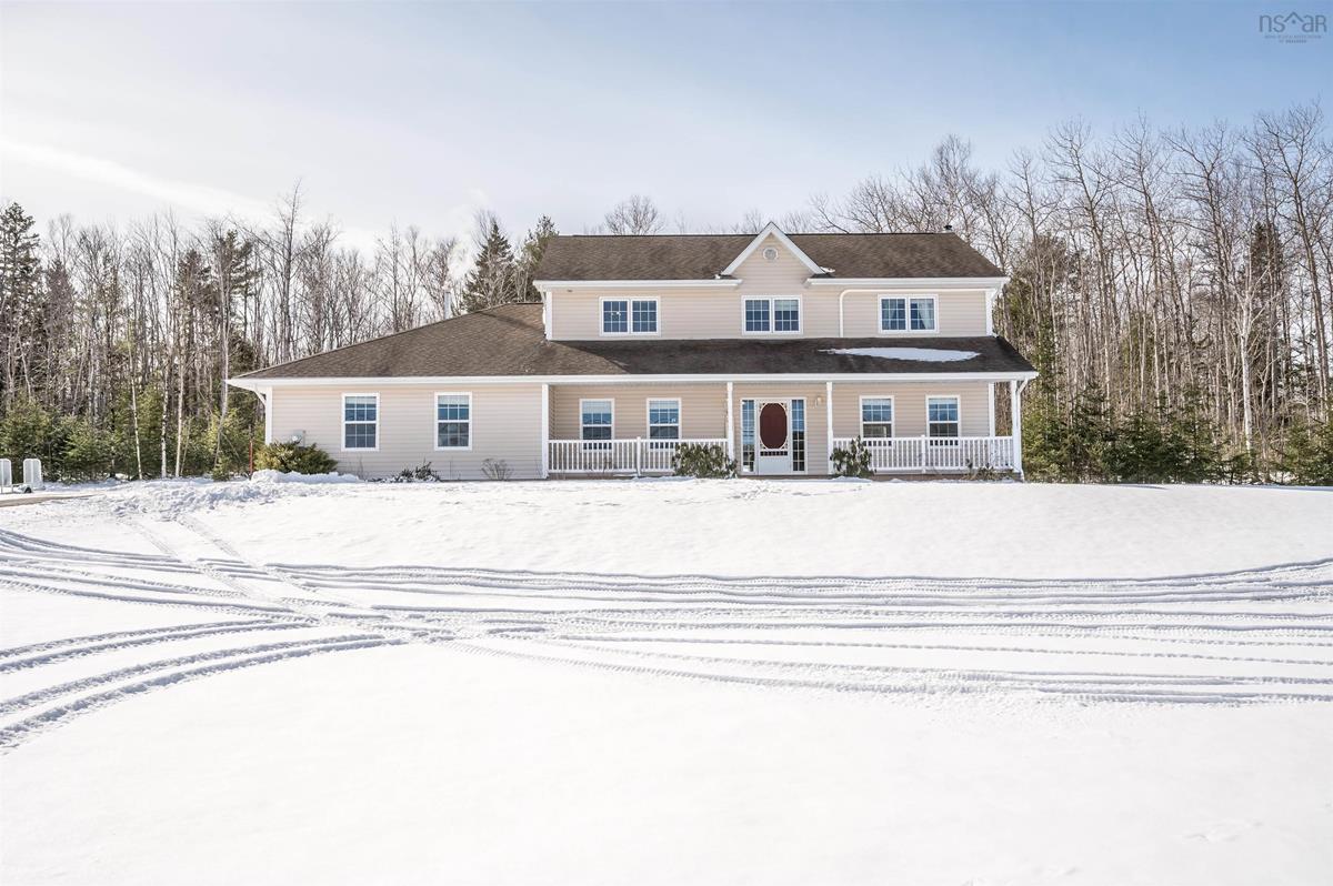 560 Highway 1, Mount Uniacke, (MLS® 202303088) RE/MAX nova