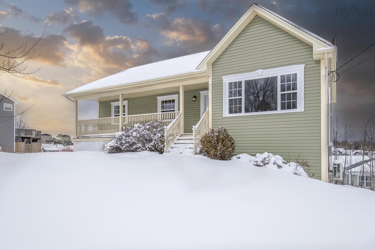 148 Falmouth Back Road, Falmouth, (MLS® 202303463) RE/MAX nova