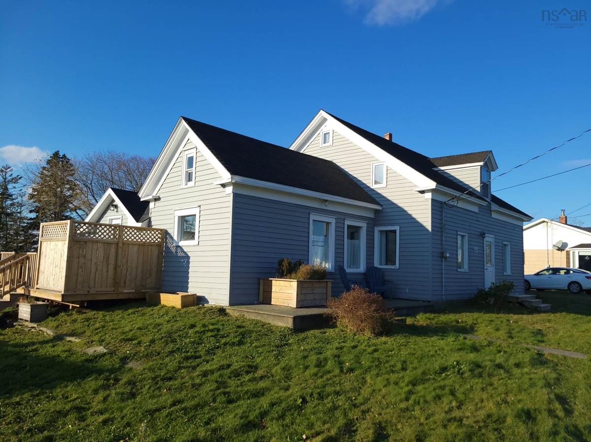 854 Highway 335, West Pubnico, (MLS® 202303931) RE/MAX nova