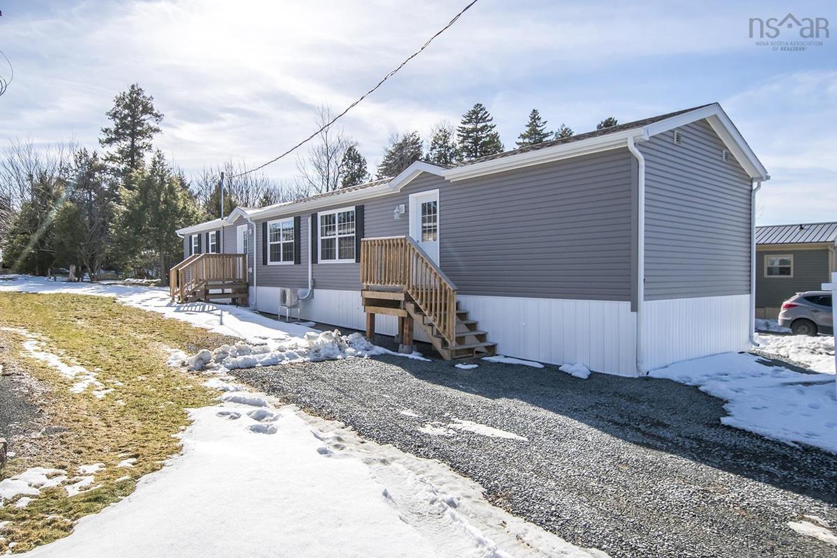 37 Mountain View Drive, Lake Echo, (MLS® 202304111) RE/MAX nova