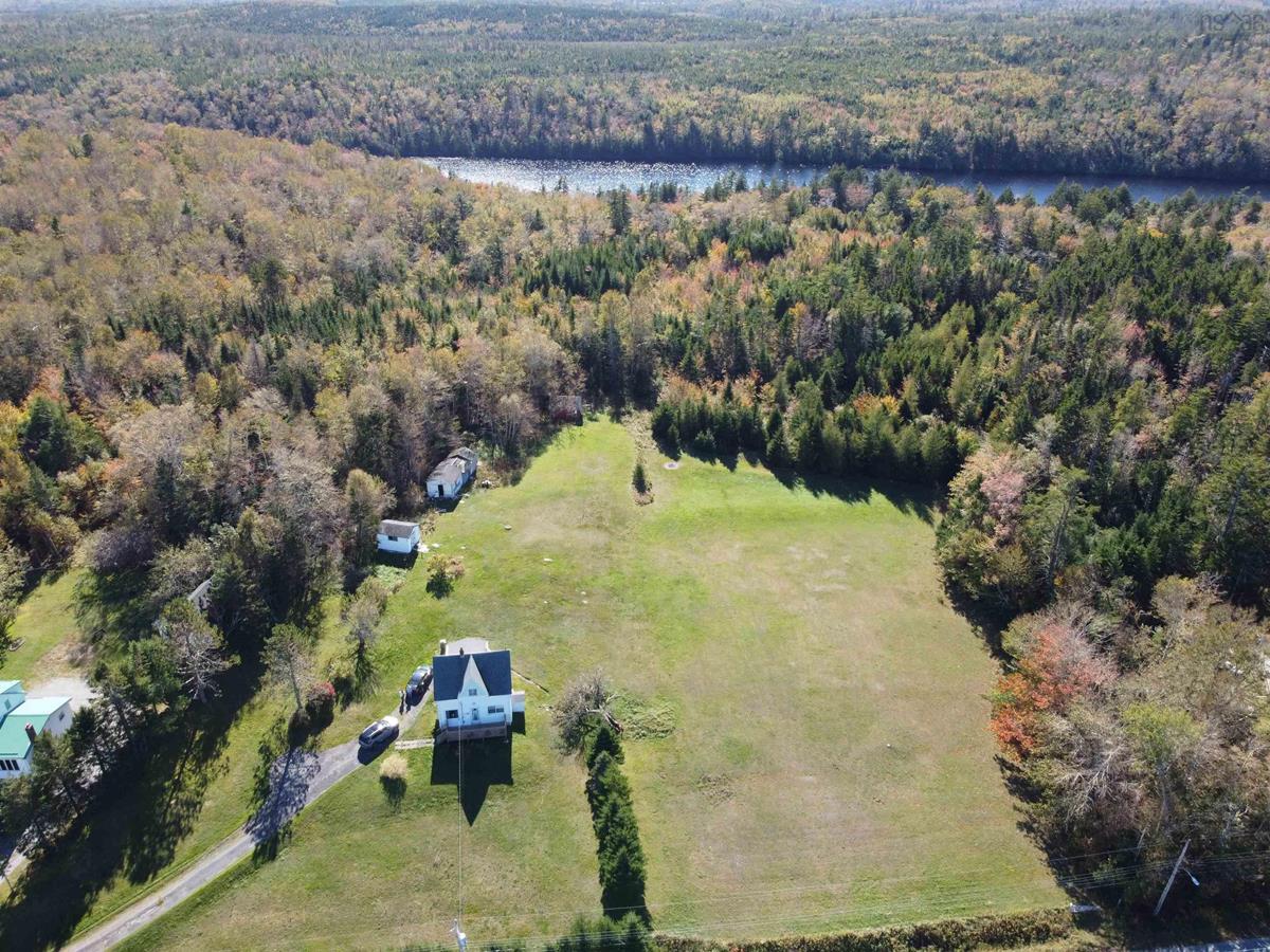 189 Highway 224, Sheet Harbour, (MLS® 202305258) RE/MAX nova