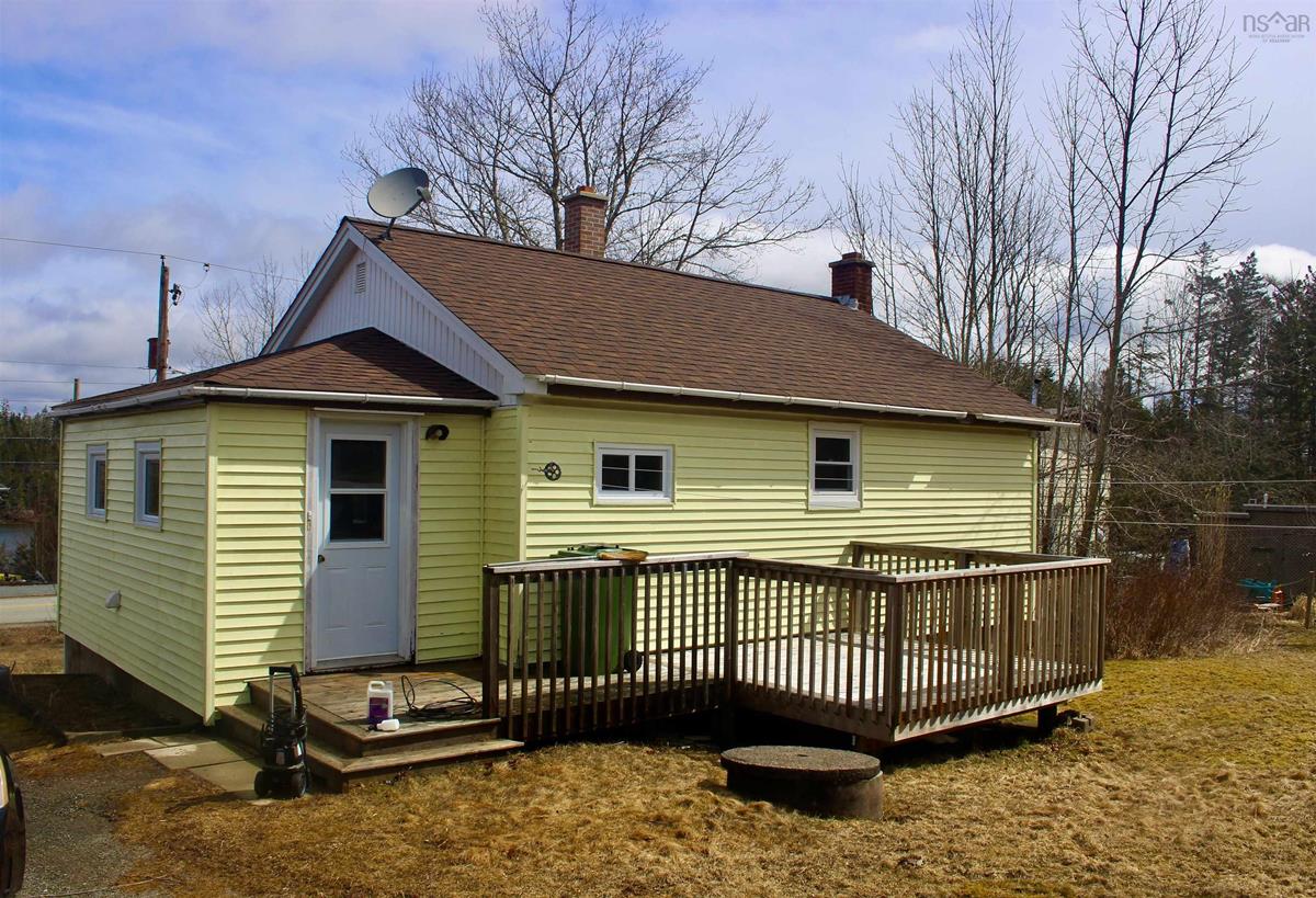 982 West Ship Harbour Road, Lower Ship Harbour, (MLS® 202305330) RE/MAX