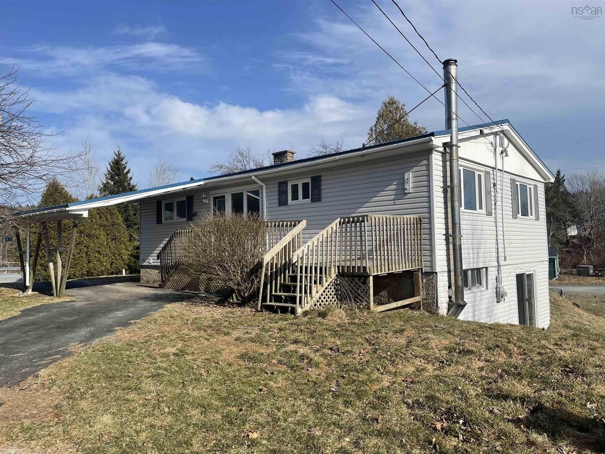 47 Old Lake Echo Road, Lake Echo, (MLS® 202305918) RE/MAX nova