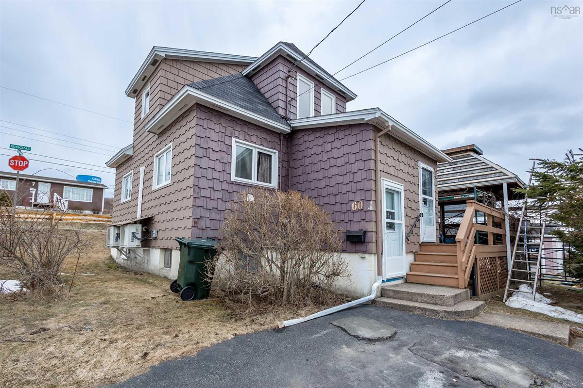 60 McLean Street, Whitney Pier, (MLS® 202306026) RE/MAX nova