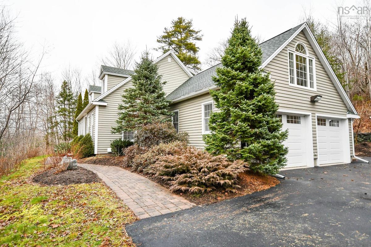 24 Wilson Drive, Fall River, (MLS® 202306853) RE/MAX nova