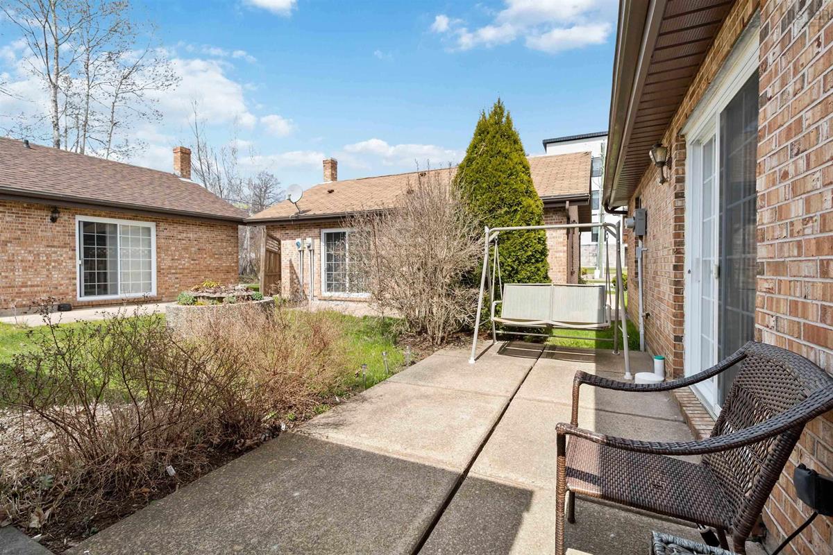 2 19 Hirtle Drive, Bridgewater, (MLS® 202307157) RE/MAX nova