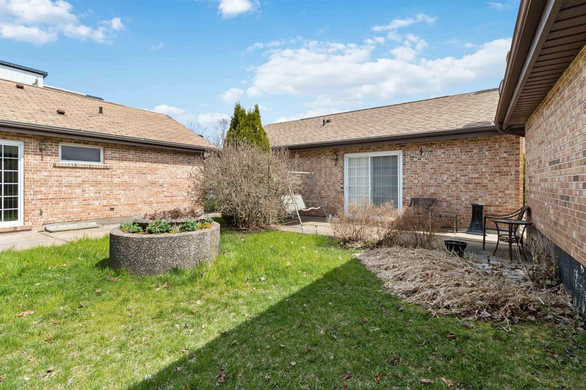 2 19 Hirtle Drive, Bridgewater, (MLS® 202307157) RE/MAX nova