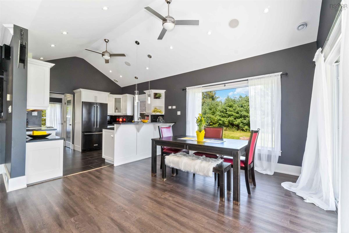 3 Pentz Lake Drive, Mount Uniacke, (MLS® 202307803) RE/MAX nova