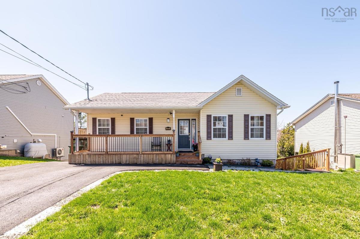 272 Stokil Drive, Lower Sackville, (MLS® 202309294) RE/MAX nova