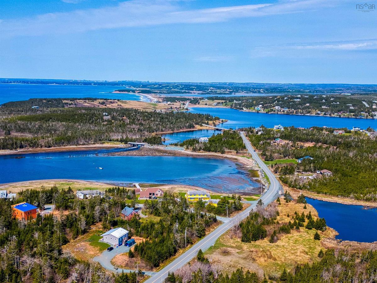 9 Spruce, Three Fathom Harbour, (MLS® 202309307) RE/MAX nova