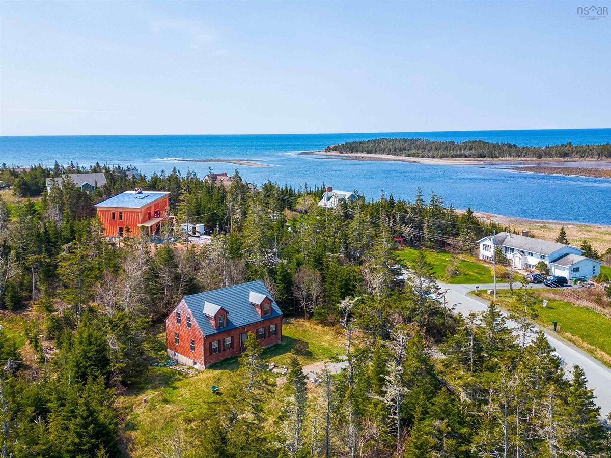 9 Spruce, Three Fathom Harbour, (MLS® 202309307) RE/MAX nova