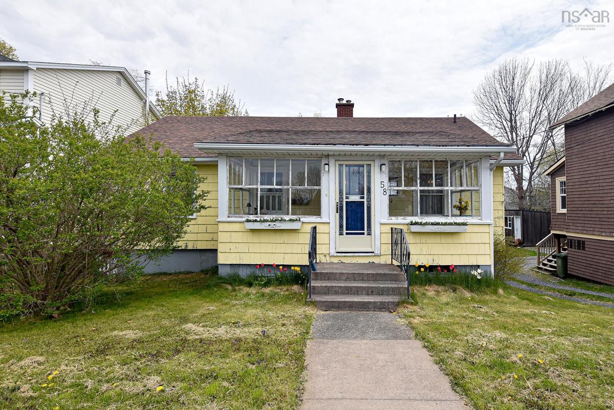 58 Victoria Road, Dartmouth, (MLS® 202309361) RE/MAX nova