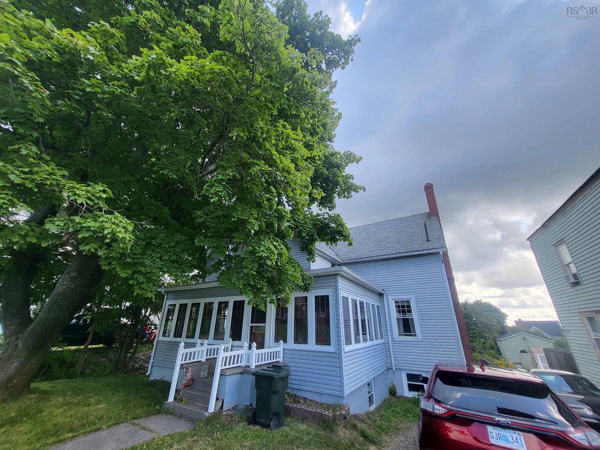 169 VICTORIA, Glace Bay, (MLS® 202309573) RE/MAX nova