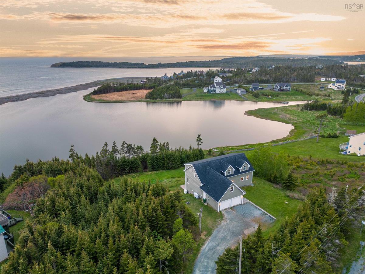 10 Graham Settlement Road, Three Fathom Harbour, (MLS® 202311193) RE