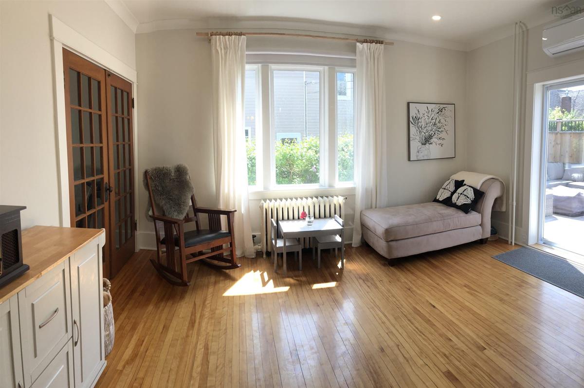 15 Claremont Avenue, Stellarton, (MLS® 202311697) RE/MAX nova