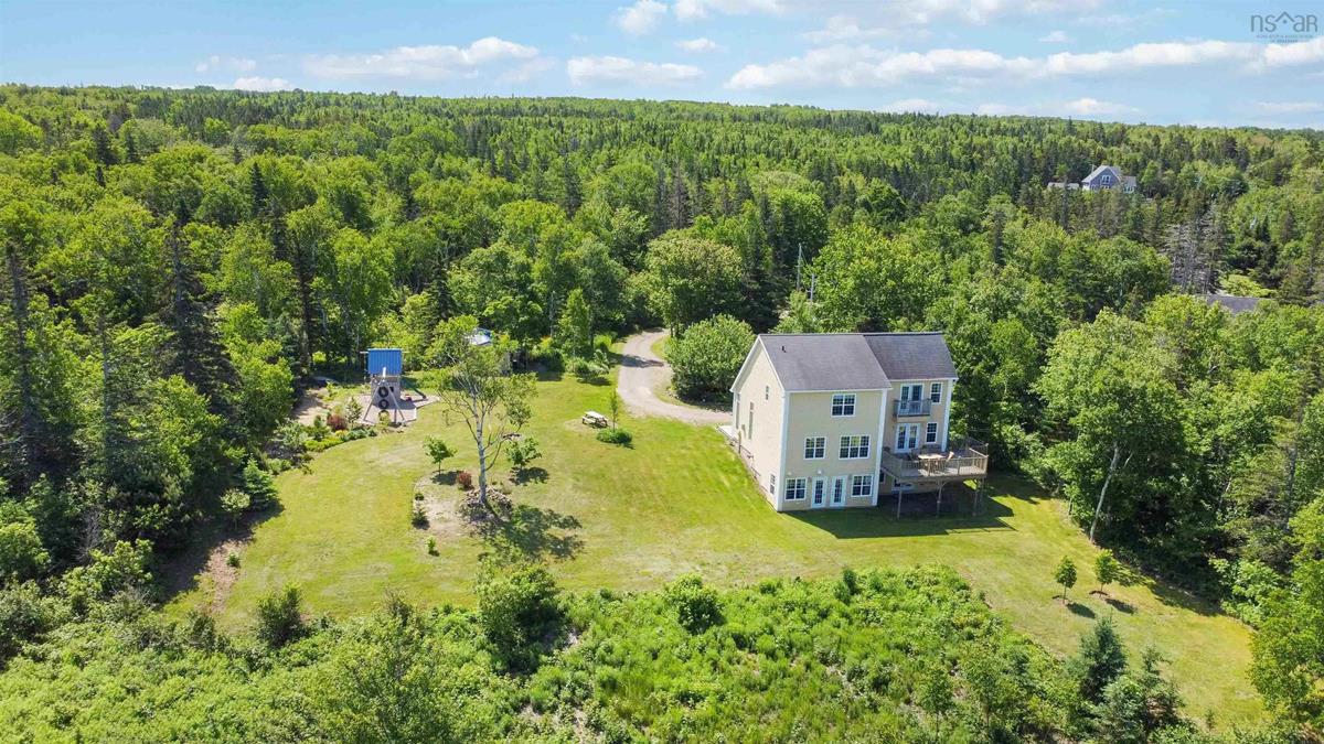 223 Wall Street, Canada Creek, (MLS® 202312766) RE/MAX nova