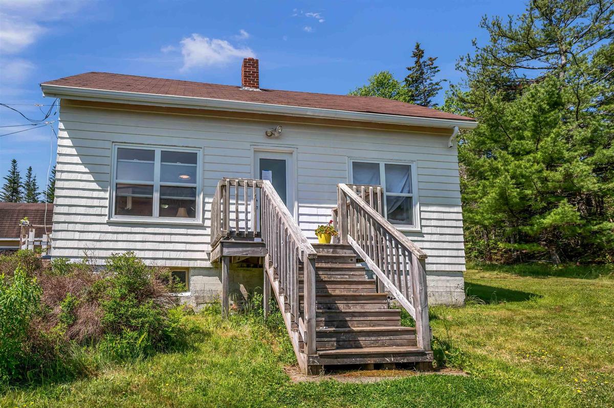 710 West Ship Harbour Road, Lower Ship Harbour, (MLS® 202312861) RE/MAX