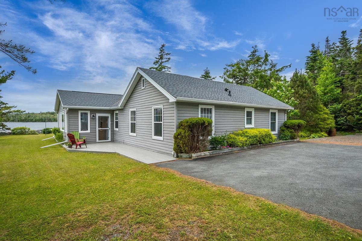 760 Ostrea Lake Road, Musquodoboit Harbour, (MLS® 202313075) RE/MAX nova