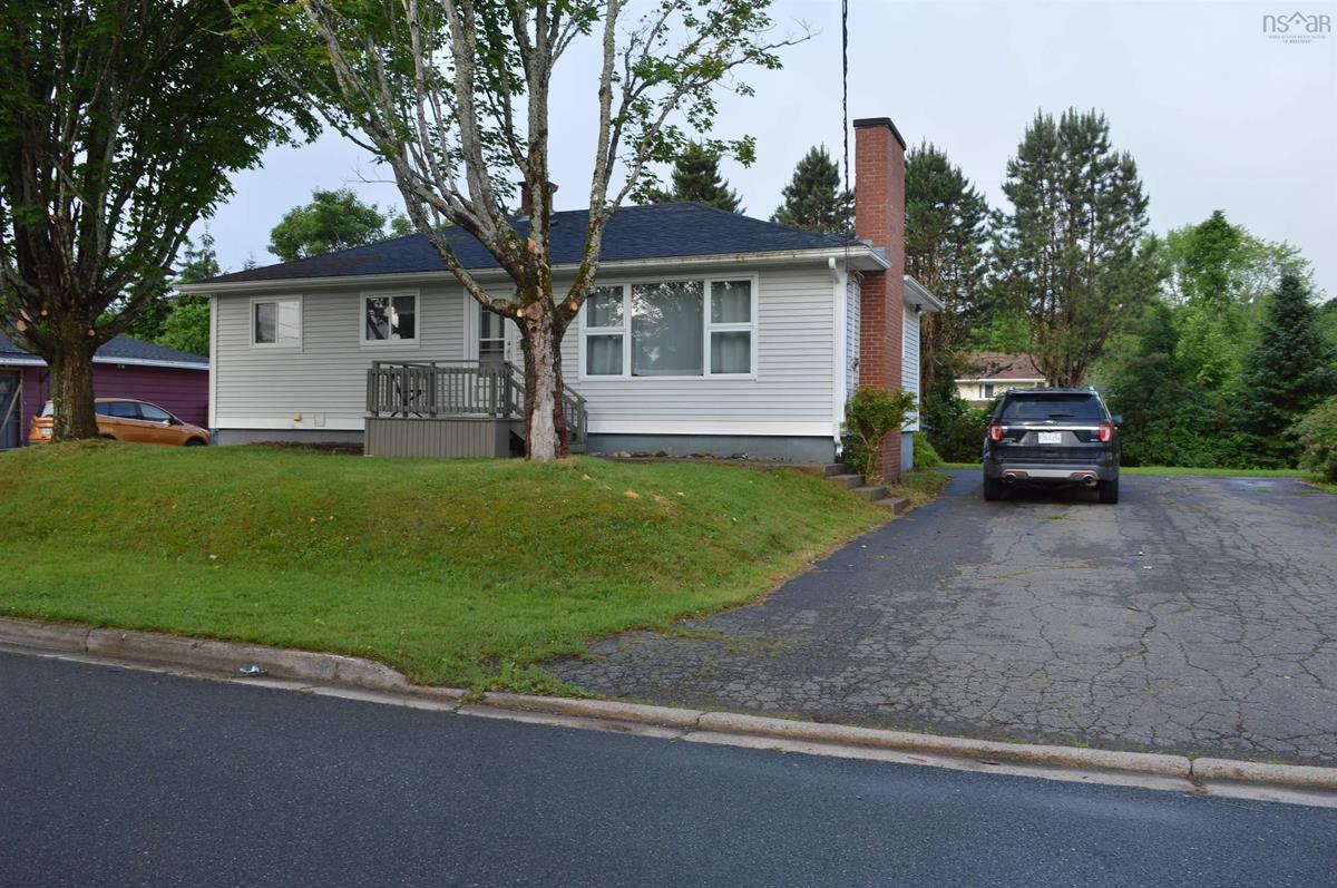 7 Landsdown Drive, Antigonish, (MLS® 202313566) RE/MAX nova