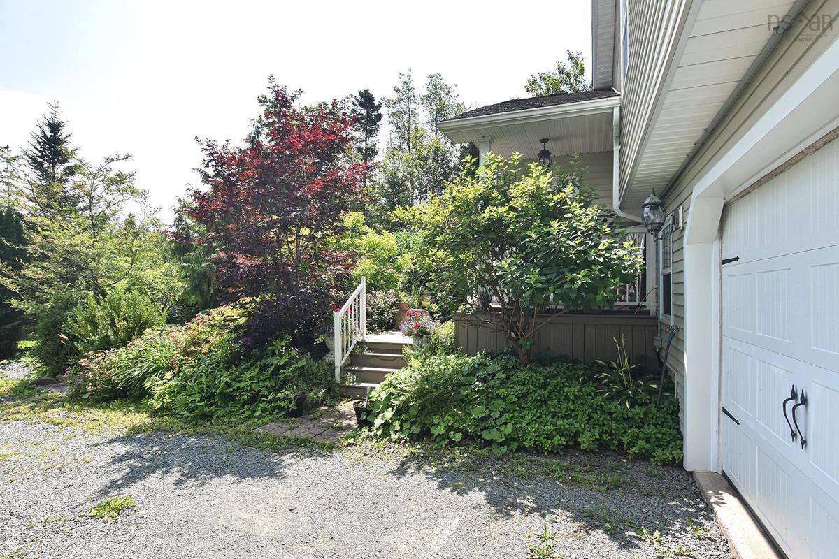 707 Bissett Road, Cole Harbour, (MLS® 202315122) RE/MAX nova