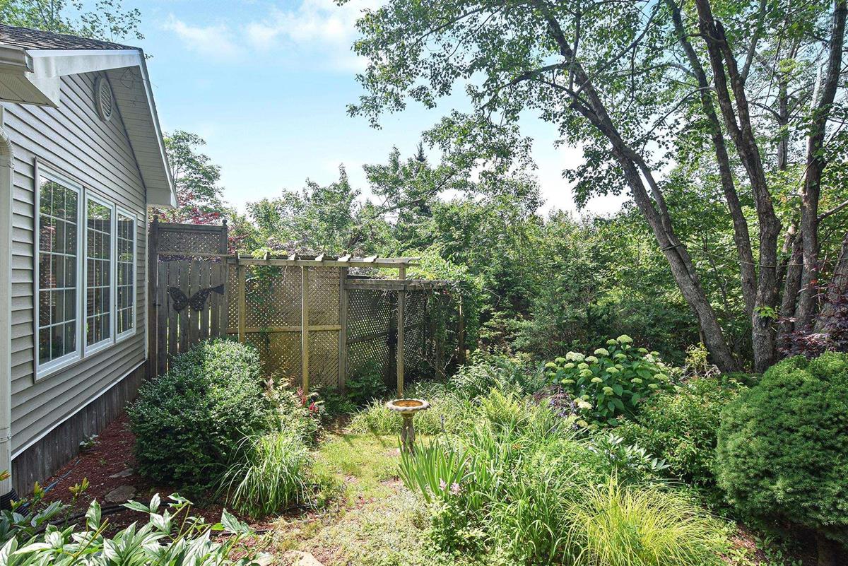 707 Bissett Road, Cole Harbour, (MLS® 202315122) RE/MAX nova