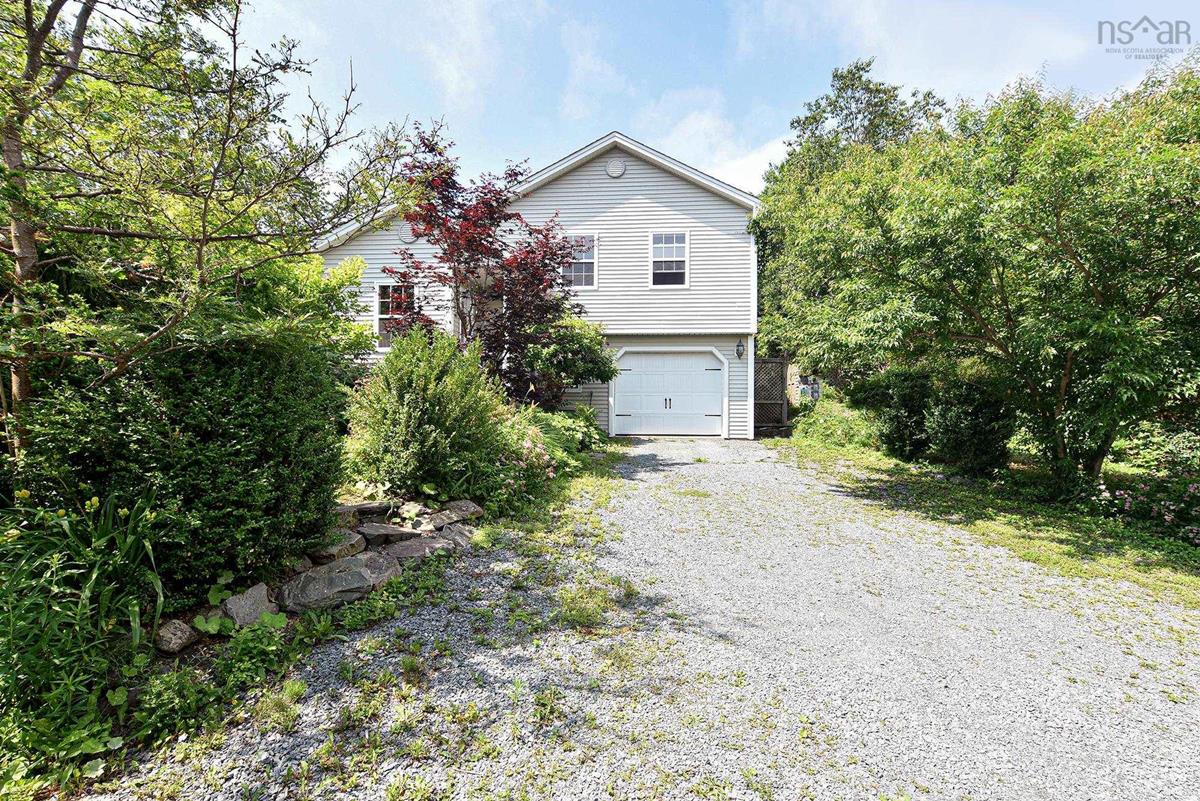 707 Bissett Road, Cole Harbour, (MLS® 202315122) RE/MAX nova