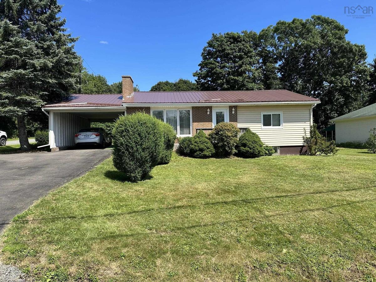 Houses for sale in Pictou, NS RE / MAX NOVA