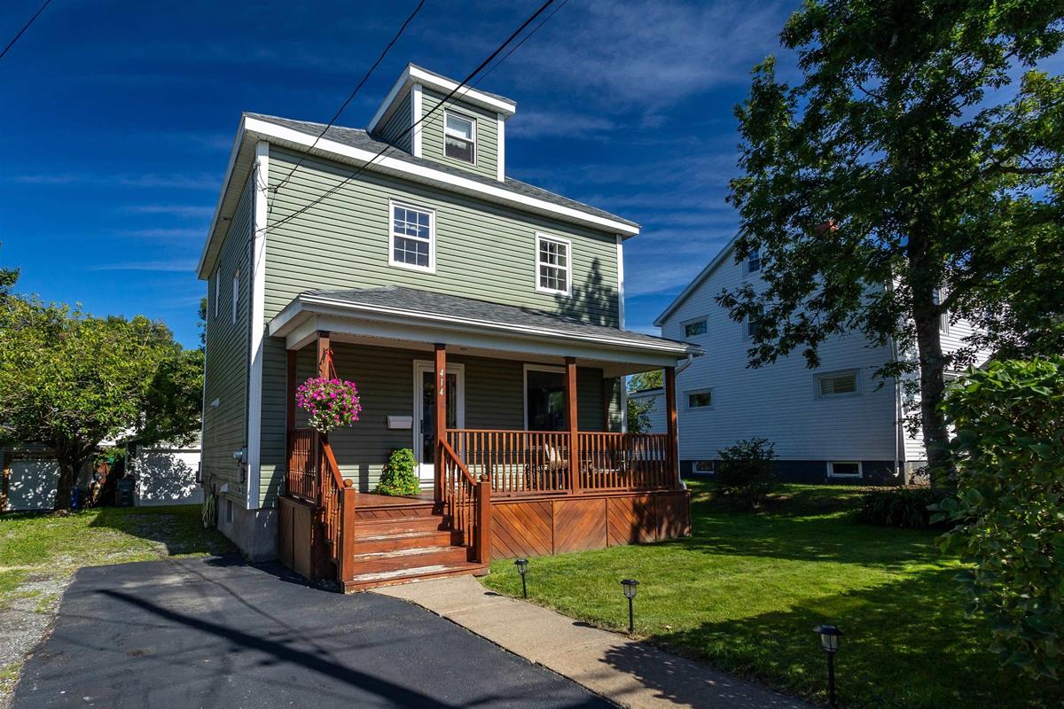 414 Whitney Avenue, Sydney, (MLS® 202317278) RE/MAX nova