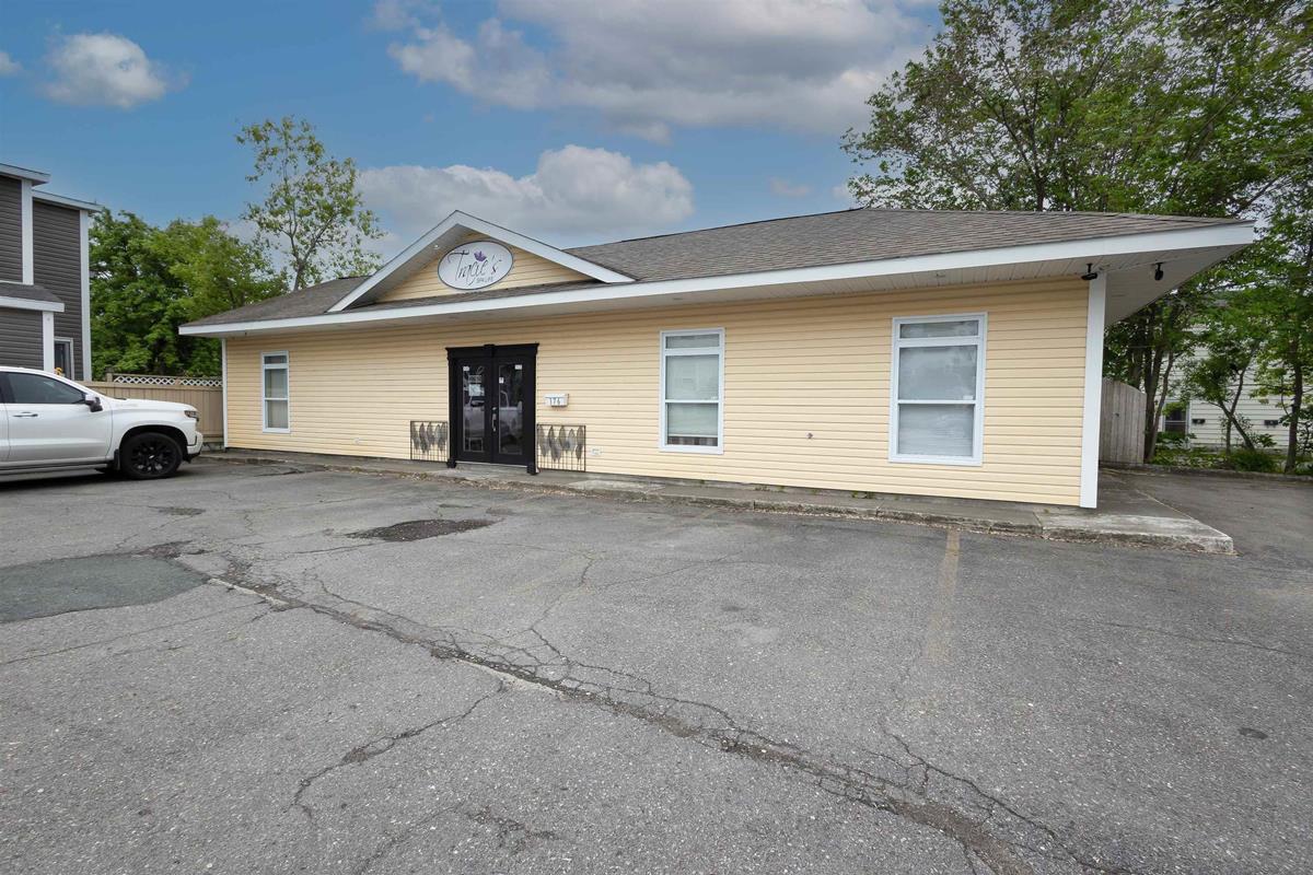 Houses for sale in Sydney, NS RE / MAX NOVA