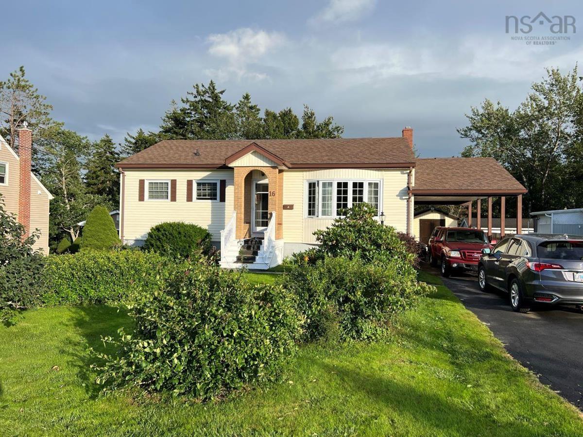 16 Devon Crescent, Halifax, (MLS® 202318906) RE/MAX nova