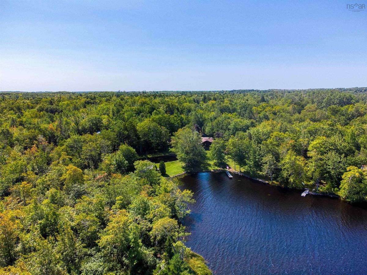 297 Murphy Lake Drive, Murphy Lake, (MLS® 202320904) RE/MAX nova