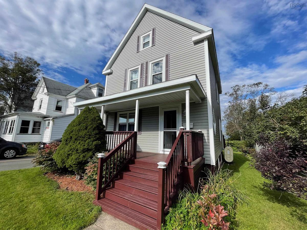 295 Whitney Avenue, Sydney, (MLS® 202320977) RE/MAX nova